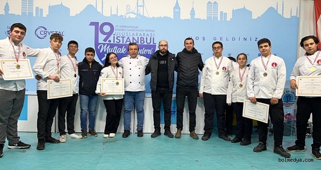 Mengen Aşçılık Lisesi İlçeye 8 Altın Madalyayla Döndü
