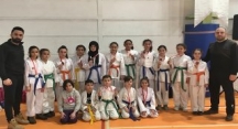 Belediyespor Karateciler 15 Madalyayla Döndü